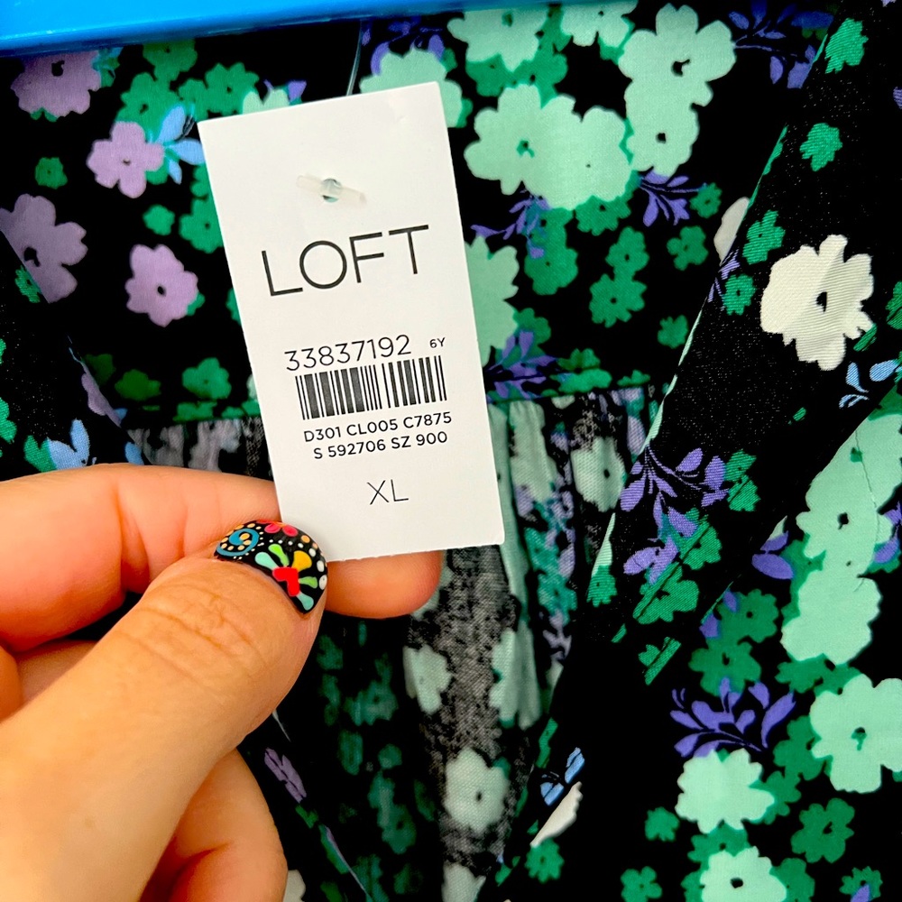 Stunning NWT Loft blouse - Picture 2 of 5